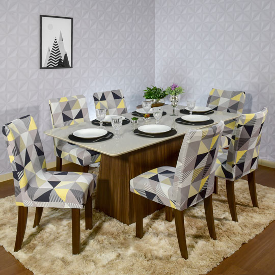 mesa de jantar com seis cadeiras estofadas com capas da Charme do Detalhe