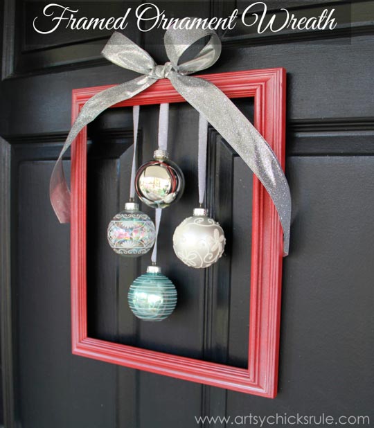 decoração simples de Natal guirlanda criativa para colocar na porta