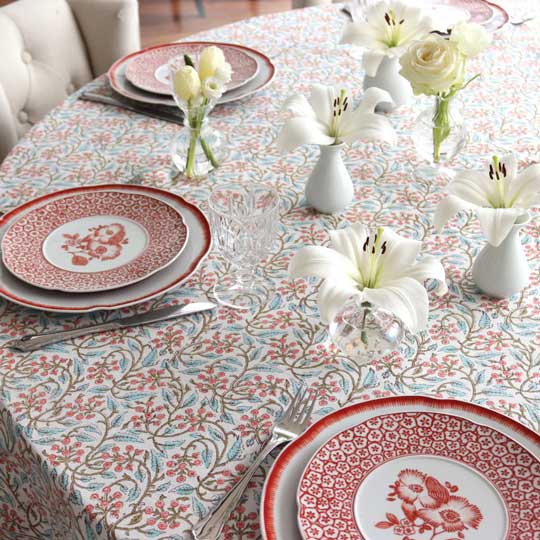 toalha de mesa floral vermelho