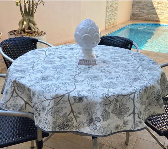 toalha de mesa impermeável cinza