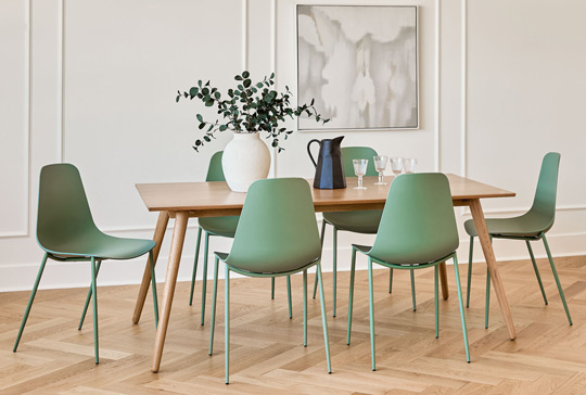 Cadeiras coloridas verdes - Sala de Jantar