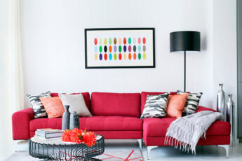 sofá colorido
