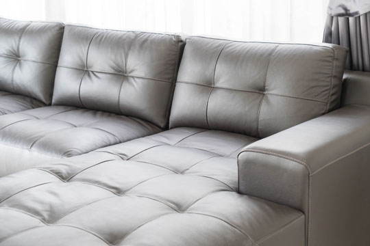 sofá com impermeabilização