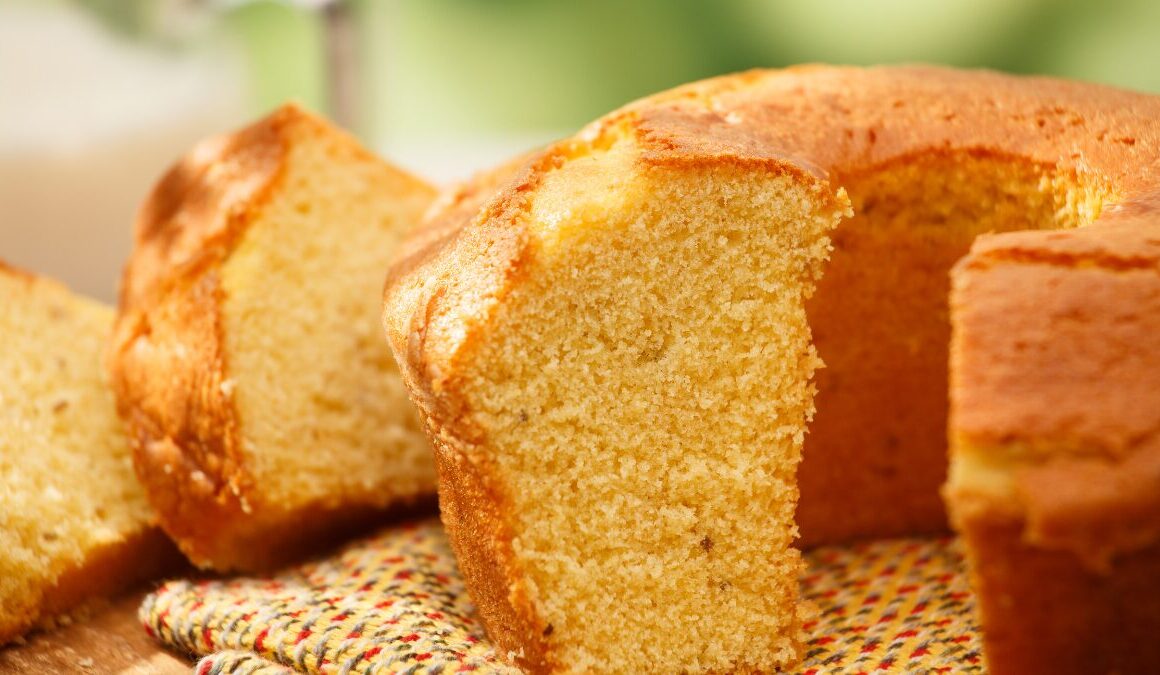 Bolo de Fubá: Tudo Sobre o Queridinho do Café da Tarde